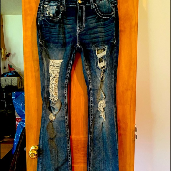 Grace in LA cactus cut - Picture 2 of 2